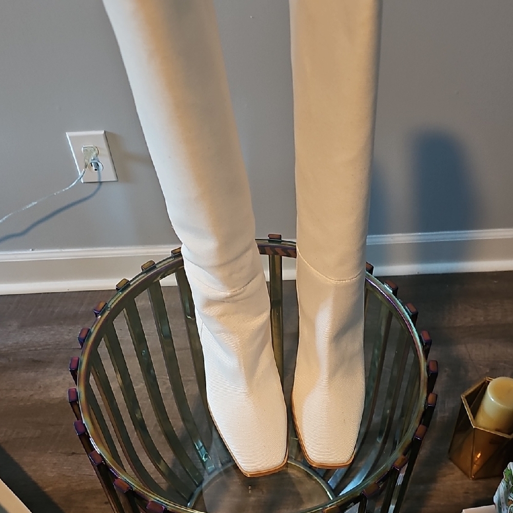 Cream Over the Knee Boots Sleek Minimalist Design